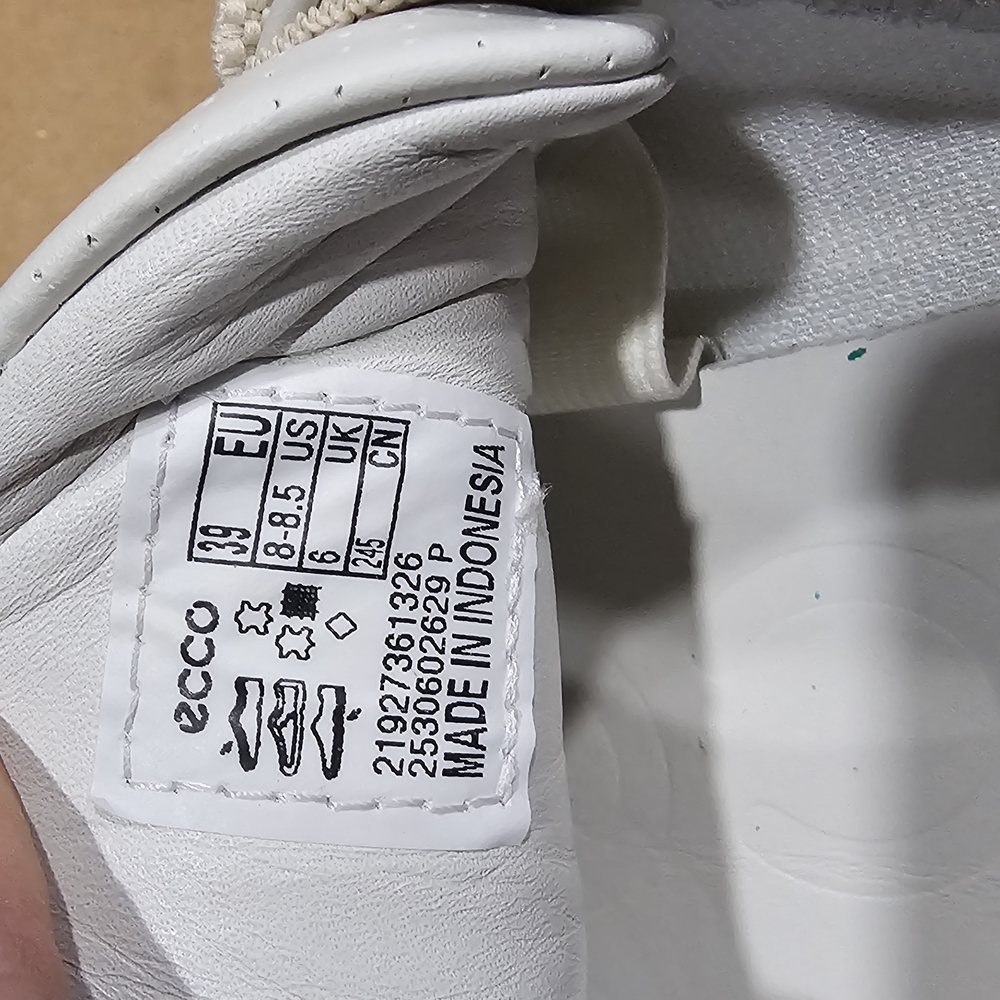 Ecco White Sneakers with Animal Print Detail - Picture 6 of 7